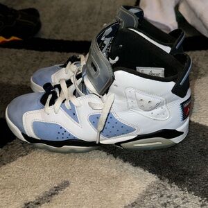 Jordan Retro 6 UNC white (GS)